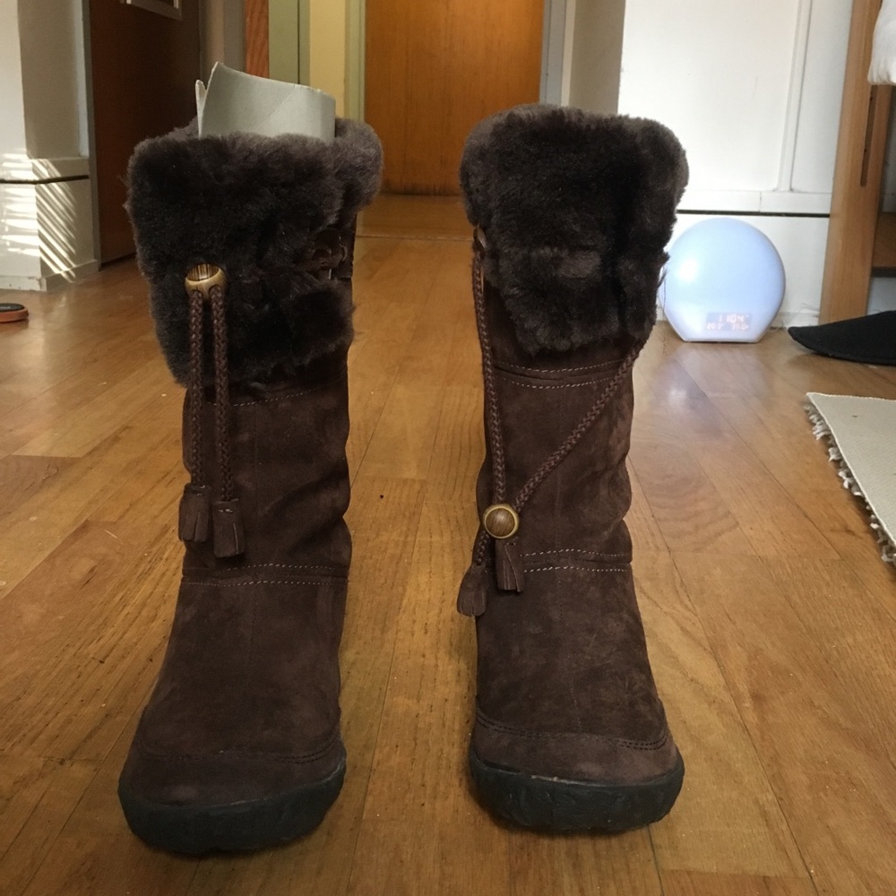 Cushe Cabin Fever Espresso Suede Boots